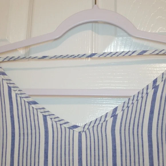 2 for $10 Forgotten Grace XL Triple Ruffle Sleeve Top Size XL NWOT - Picture 4 of 8